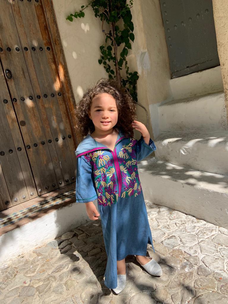 Djellaba Fillette en Jean avec Torse Brodé | Ô p'tit beldi
