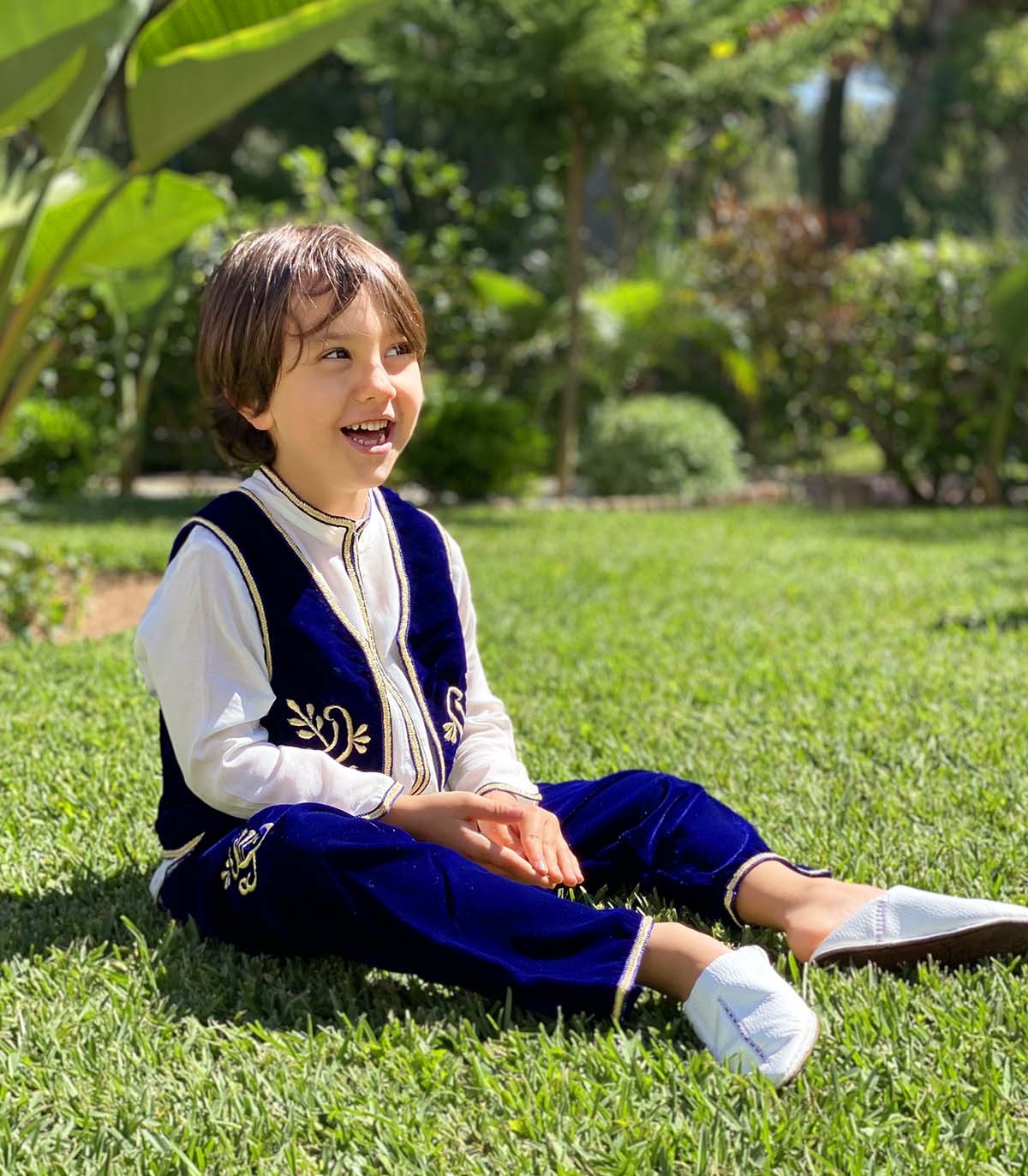 Jabador Enfant en Velours Bleu Roi avec Broderies Dorées | Ô p'tit beldi