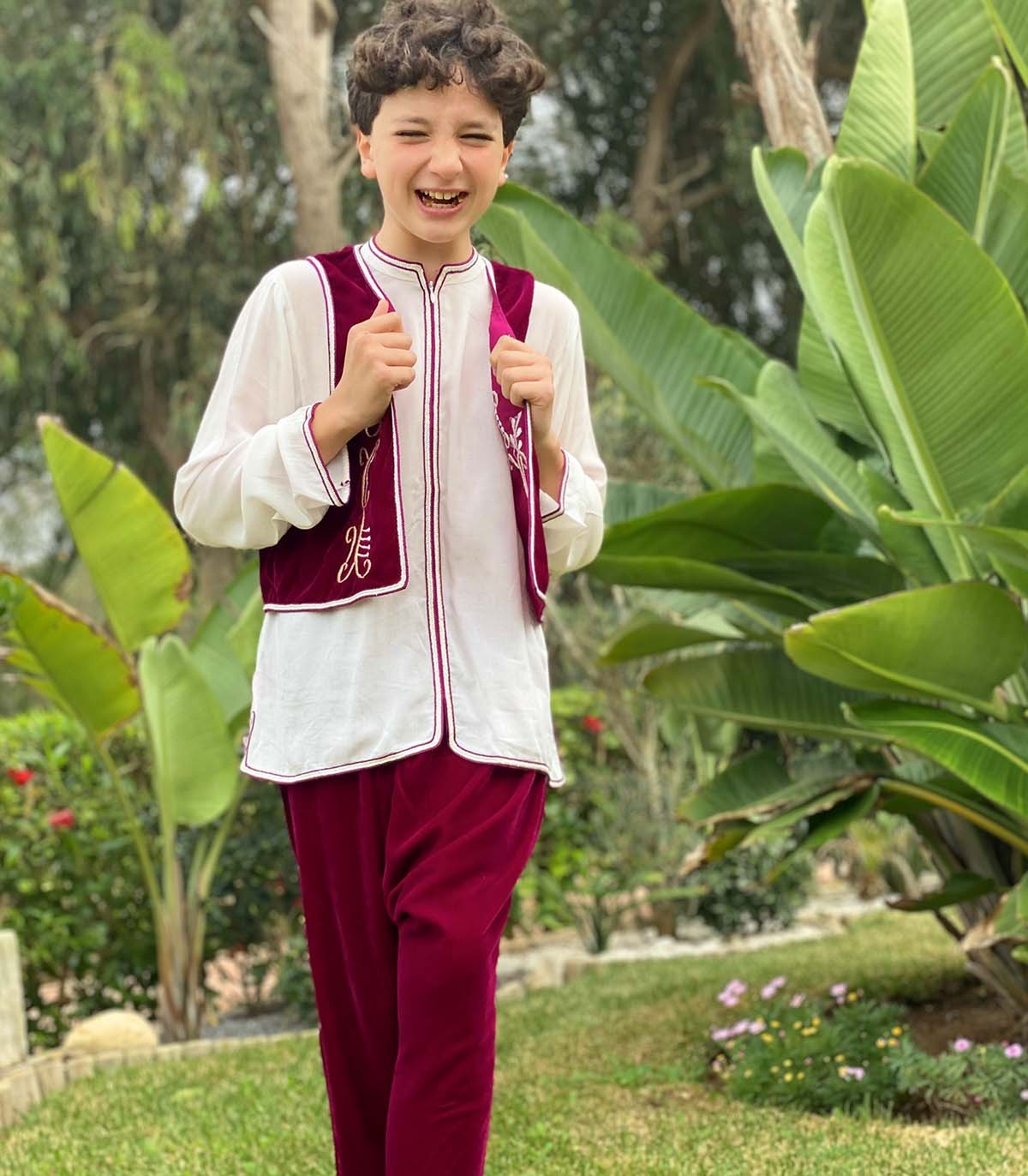 Jabador garçon Traditionnel 3 Pièces – Velours Grenat Brodé d’Or | Ô p'tit beldi