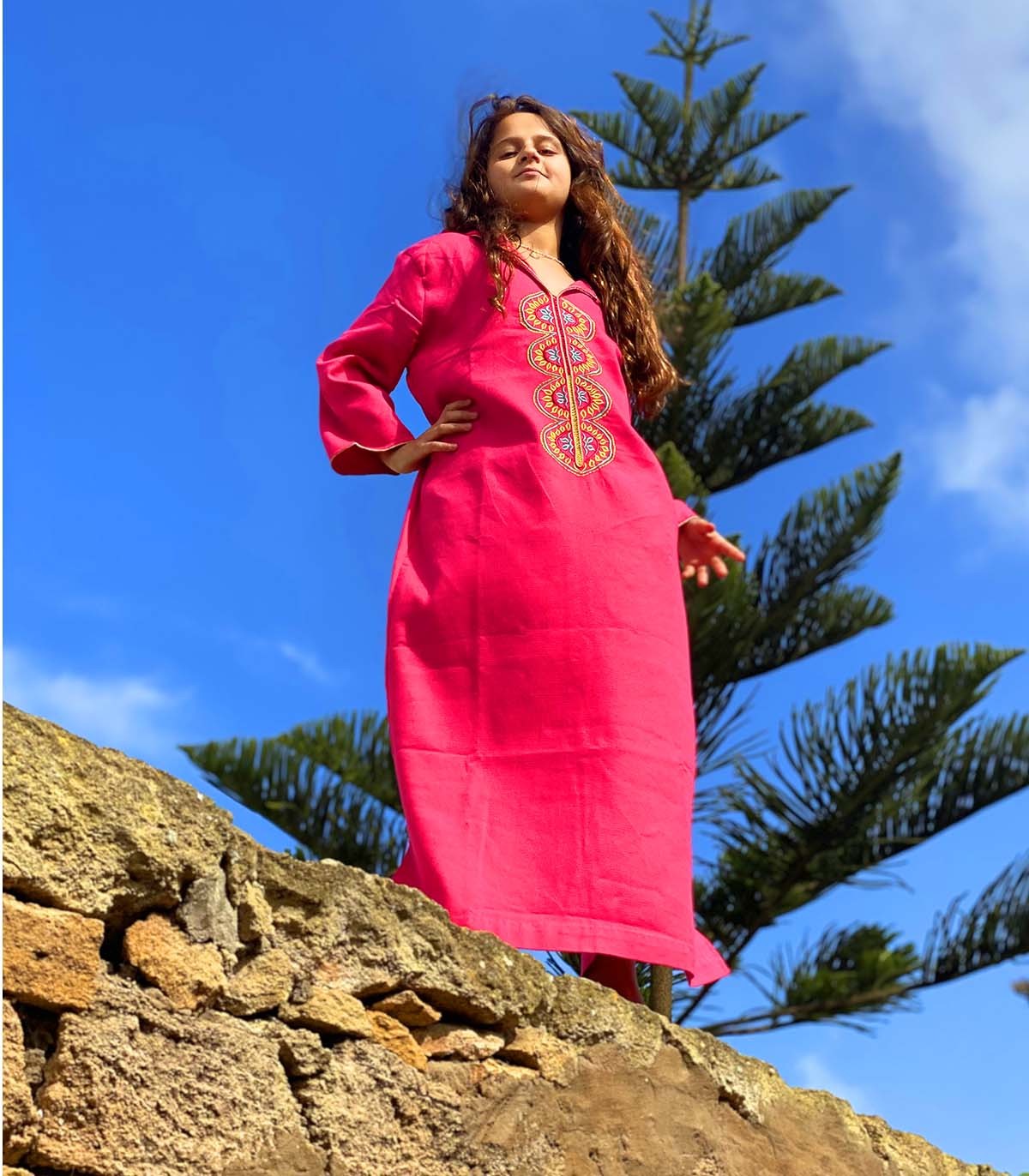 Jellaba fillette Féérique Fuchsia Élégance et Tradition | Ô p'tit beldi
